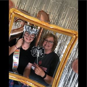 Meet your Posher, Darla